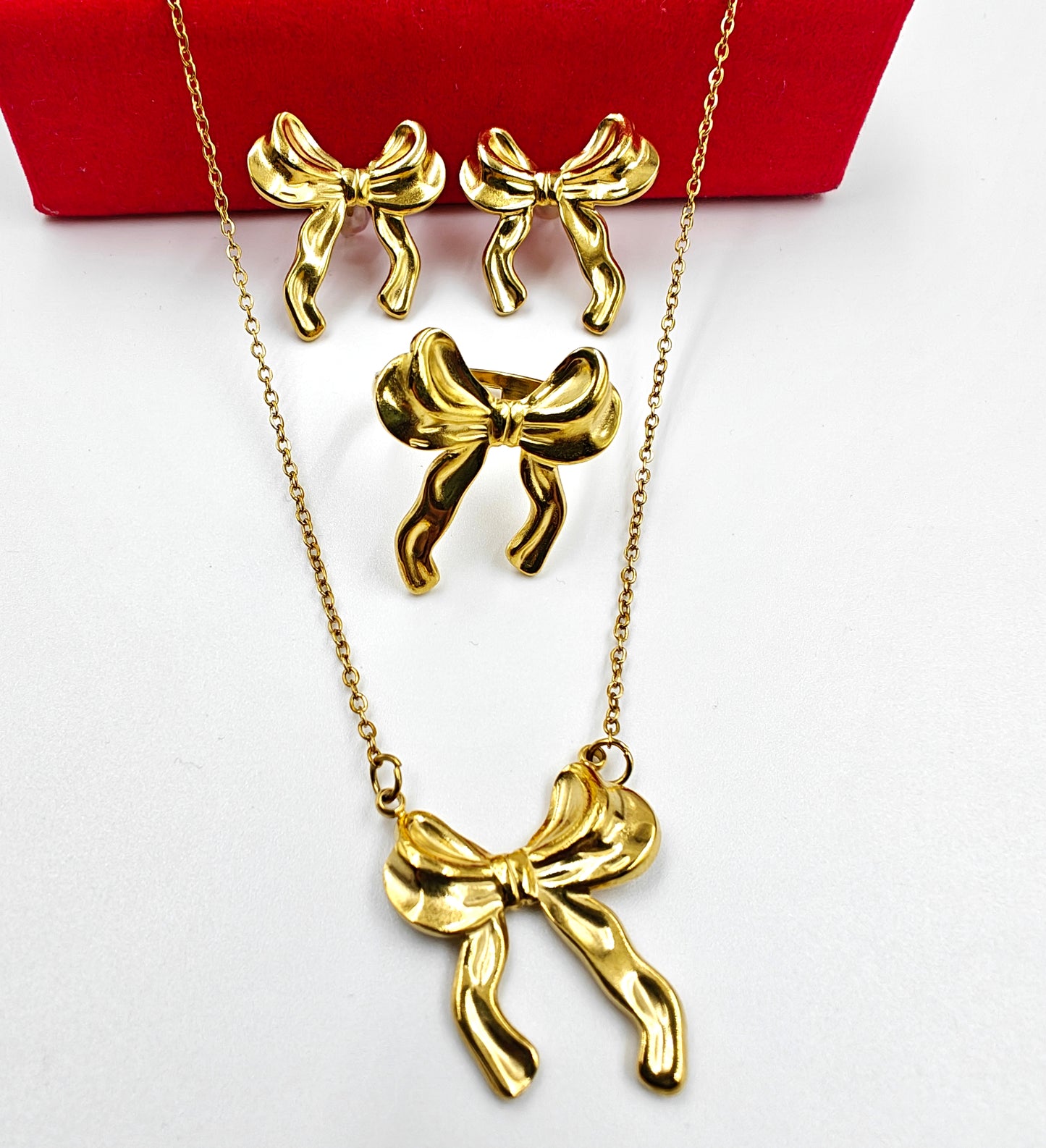 Antitarnish Bow combo| waterproof| Gold plated