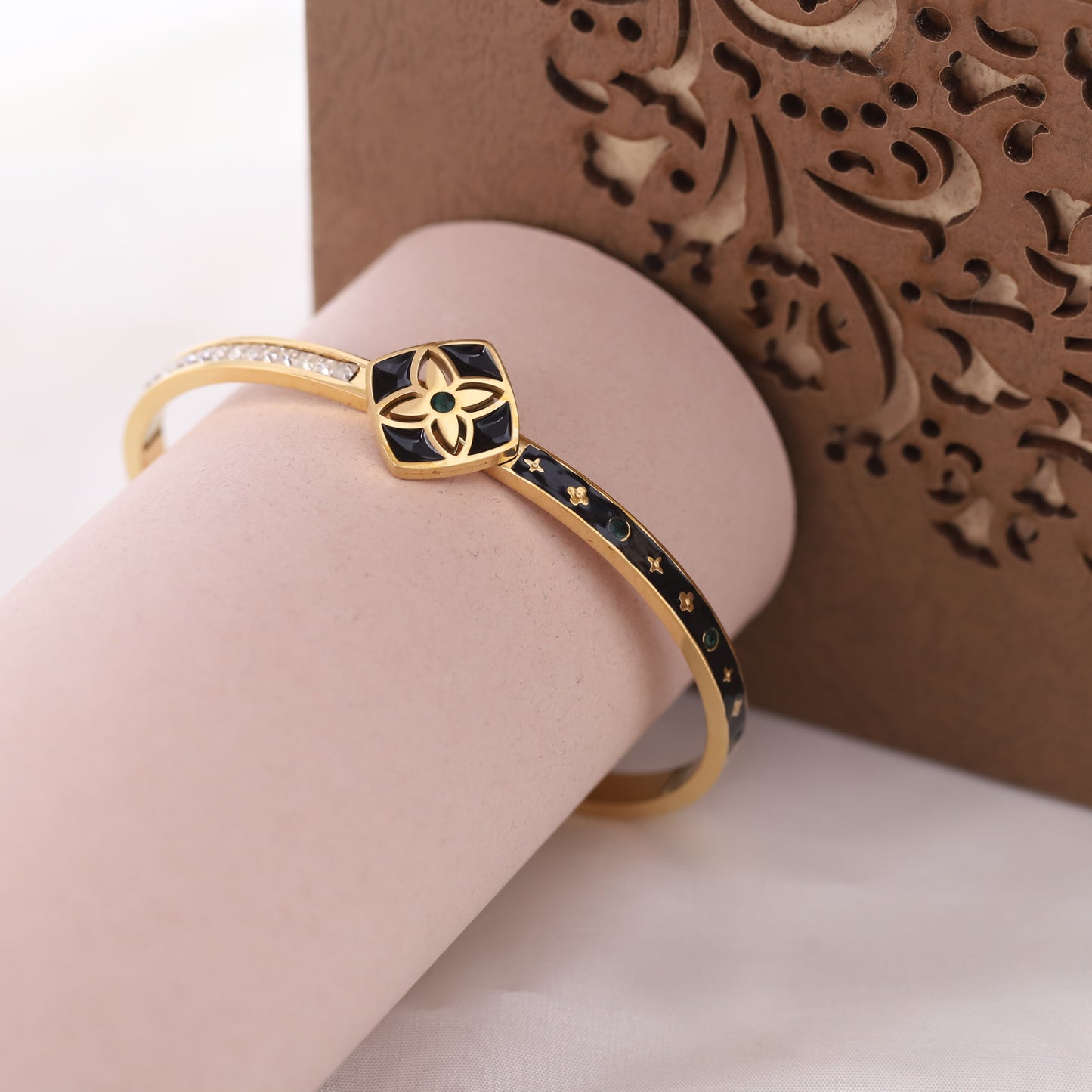 Radiant grace cuff