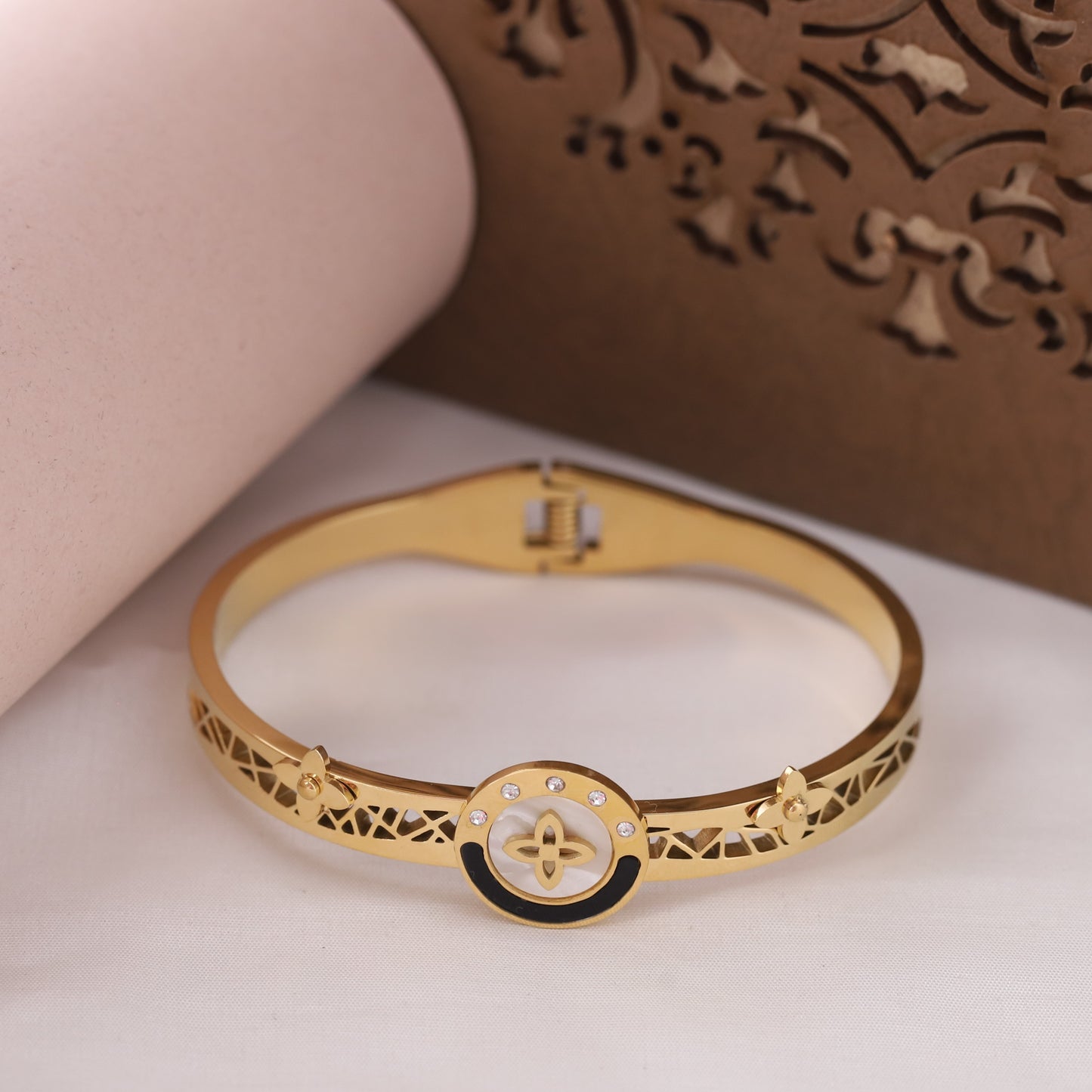 Elegant Bracelet -SSB421