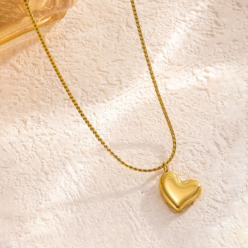 The Golden Heart Necklace Set