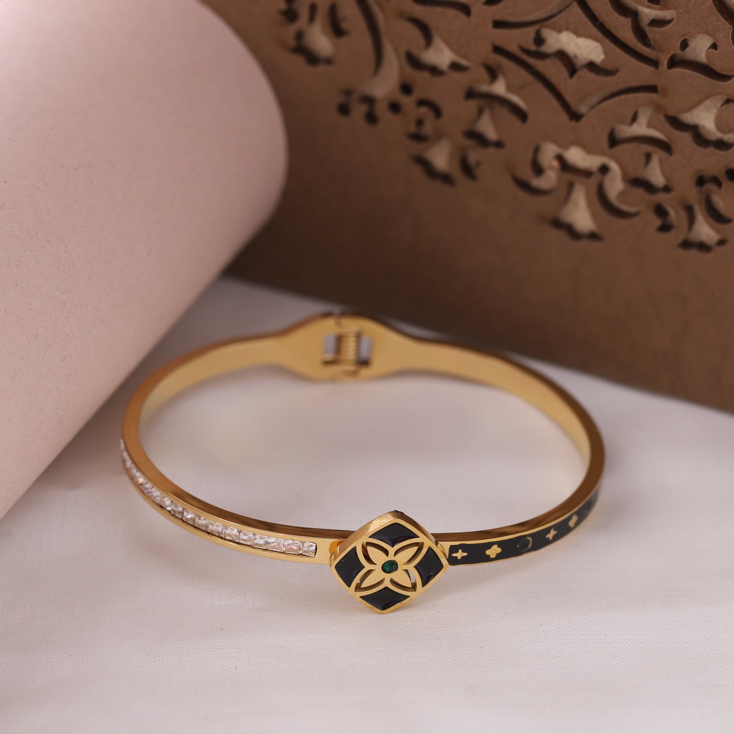 Radiant grace cuff
