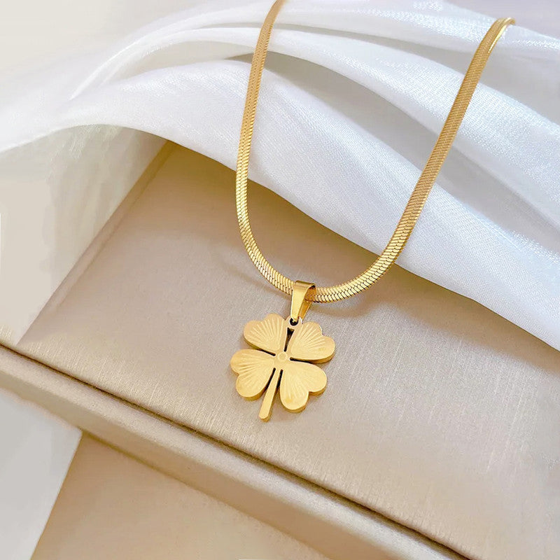 Lucky Clover Necklace and Earring set