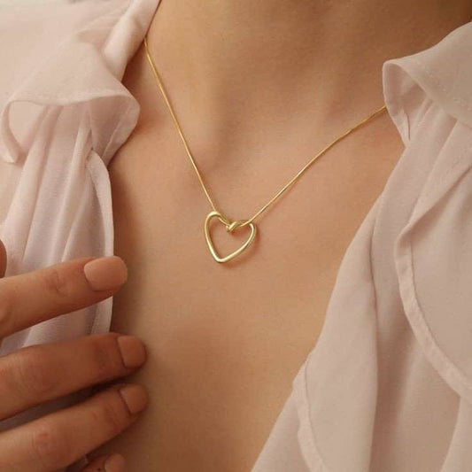 Tie heart Necklace| Gold plated| Anti Tarnish| Waterproof