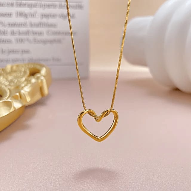 Tie heart Necklace| Gold plated| Anti Tarnish| Waterproof