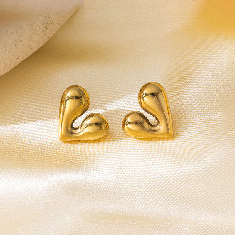 The Golden Heart Necklace Set