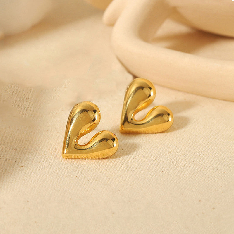 The Golden Heart Necklace Set
