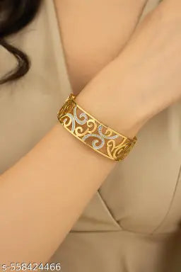 Eclipse minimalist Bracelet