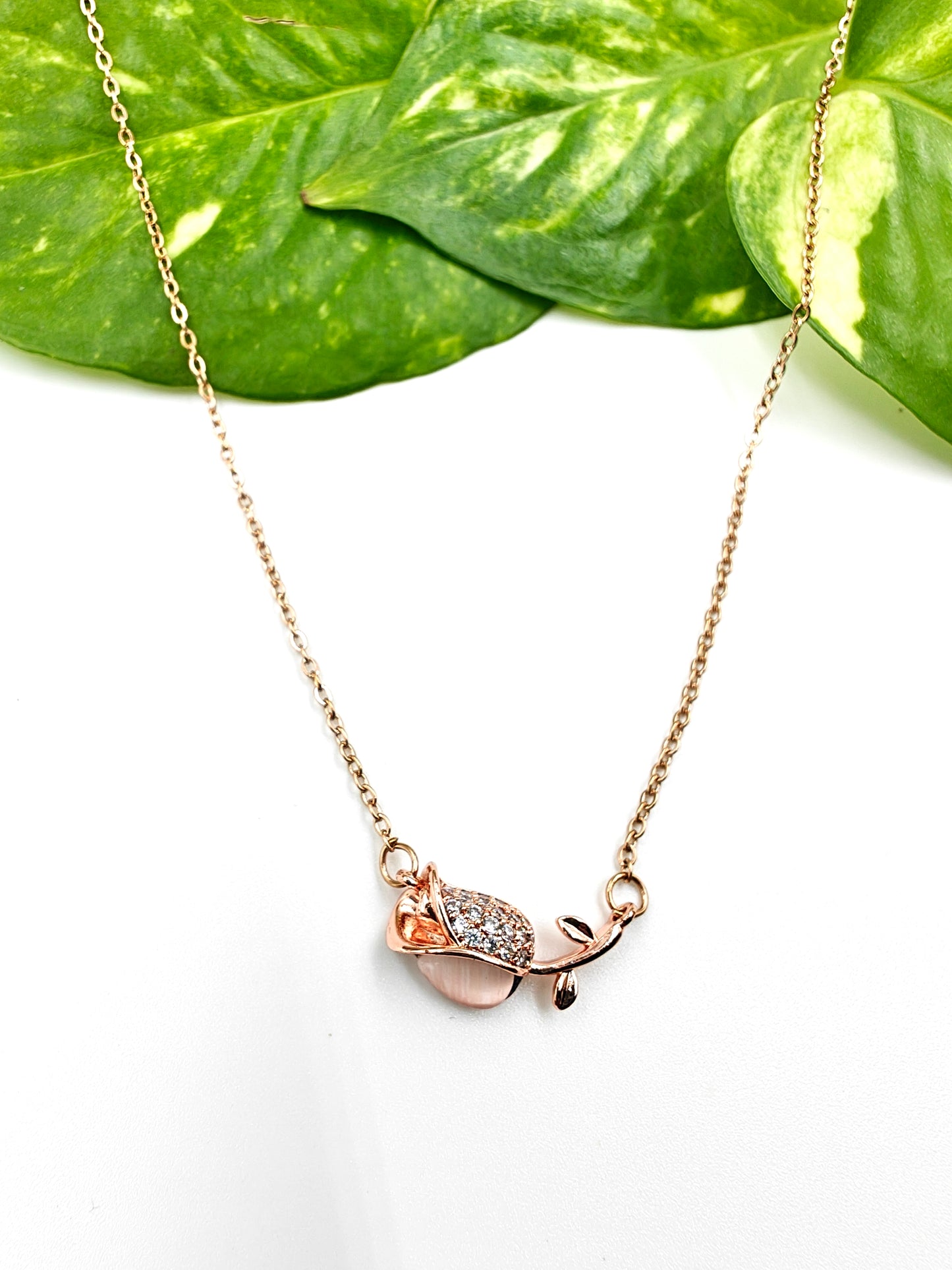 Gold plated Rose necklace| waterproof| Daily wear