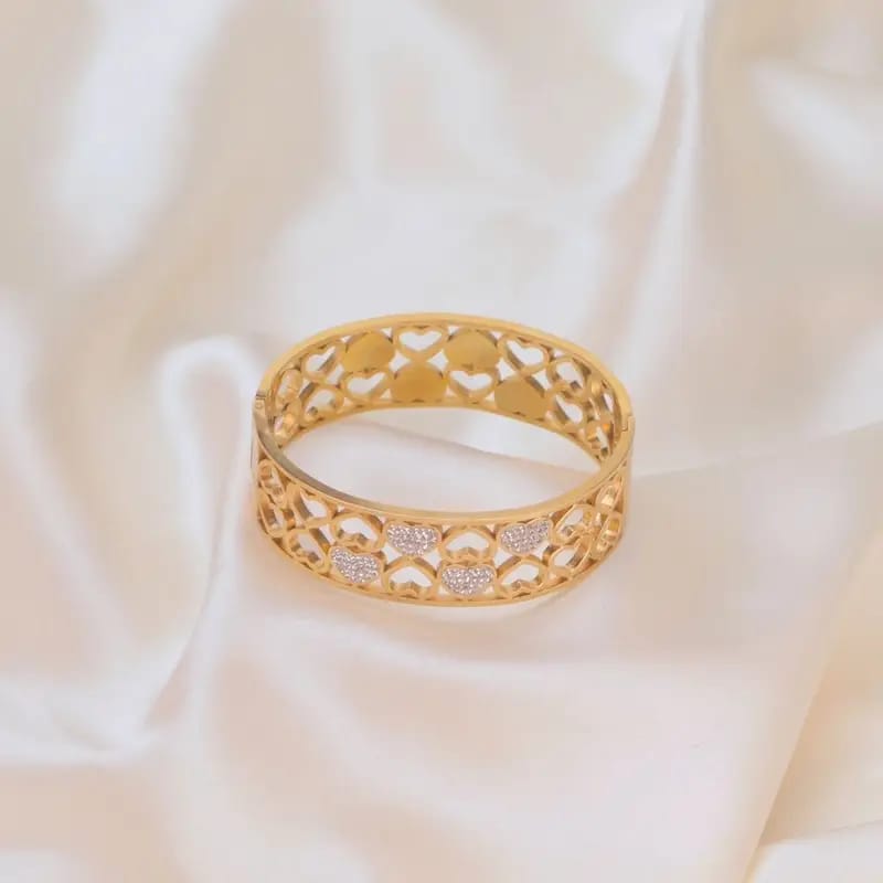 The Aurelia Gold link Bracelet