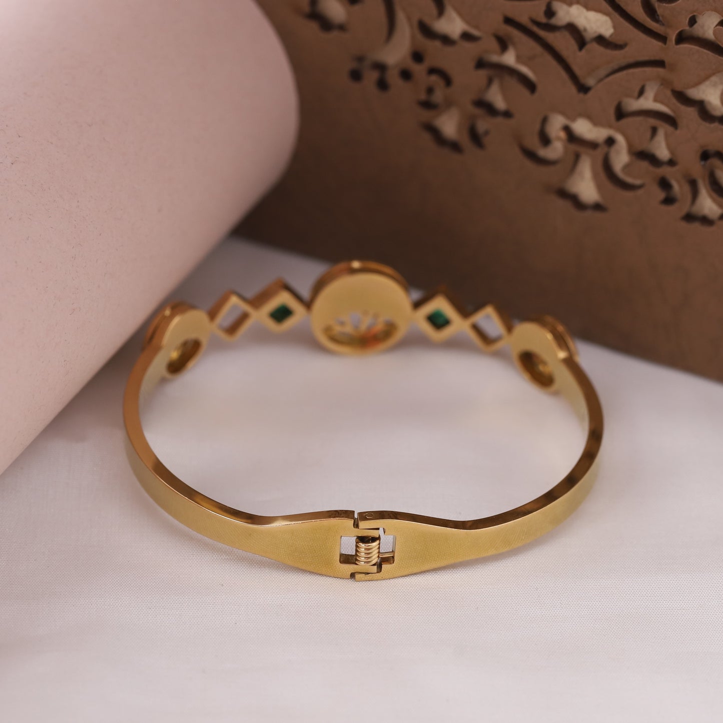 SkinSafe Sparkle