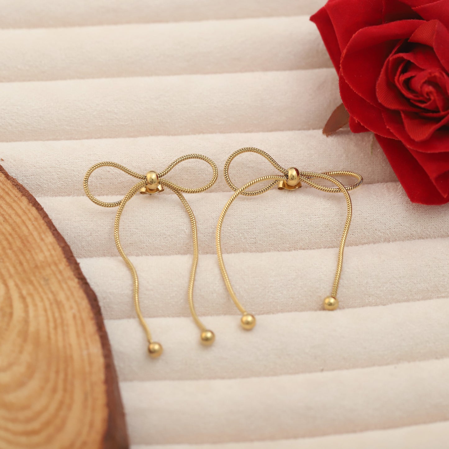 Minimalist bow earrings