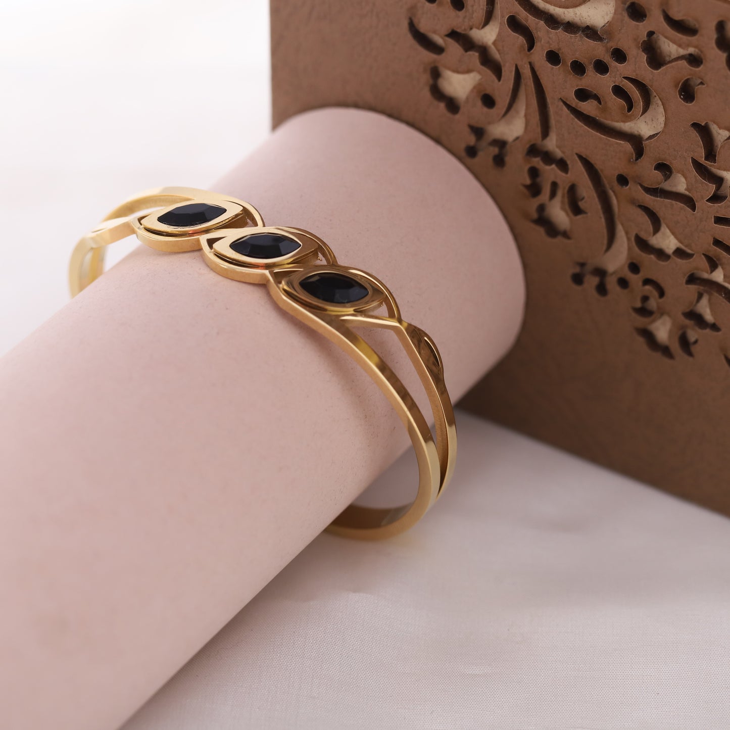 Timeless Bracelet -SSB415