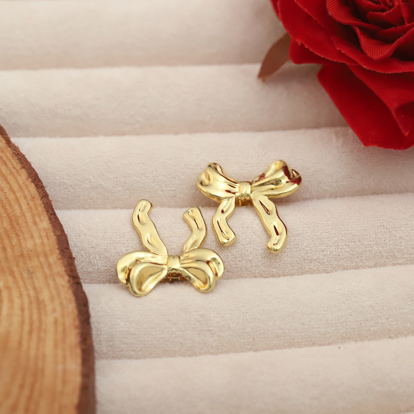 Signature bow Earrings