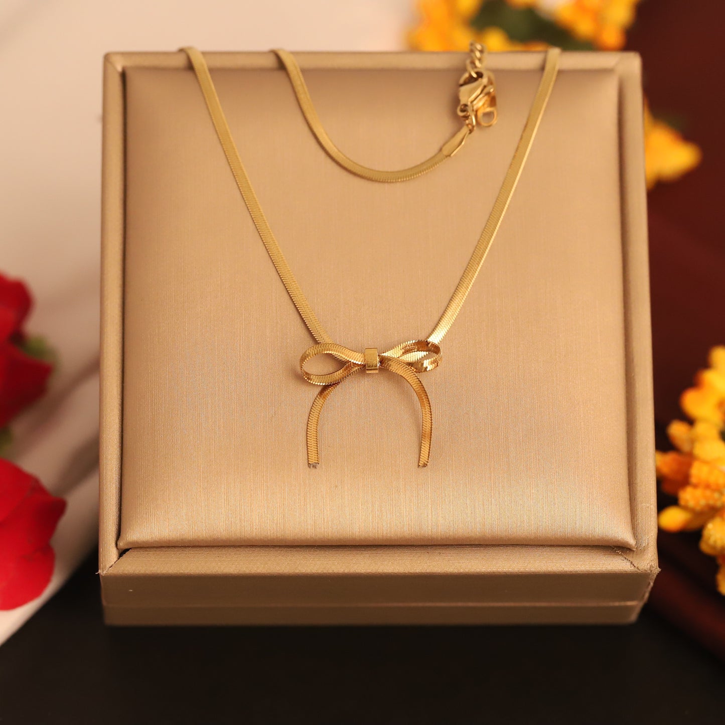 The Gold bow Necklace