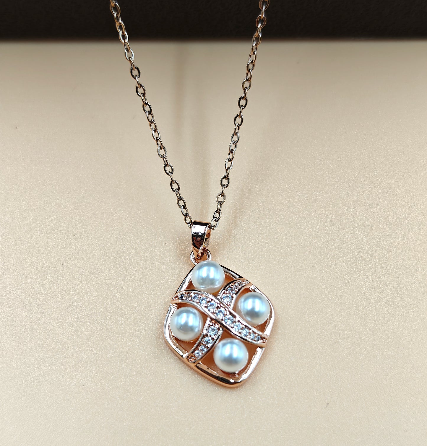 Pearl necklace | Rose gold plated anti tarnish jewelry