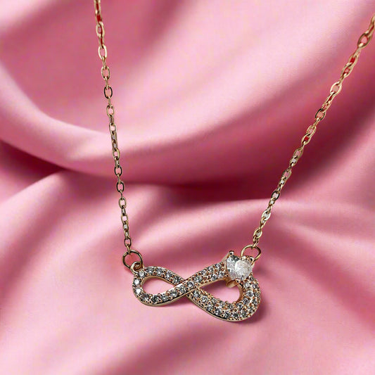Effortless Style: Waterproof Gold-Plated Pendant for Everyday Chic