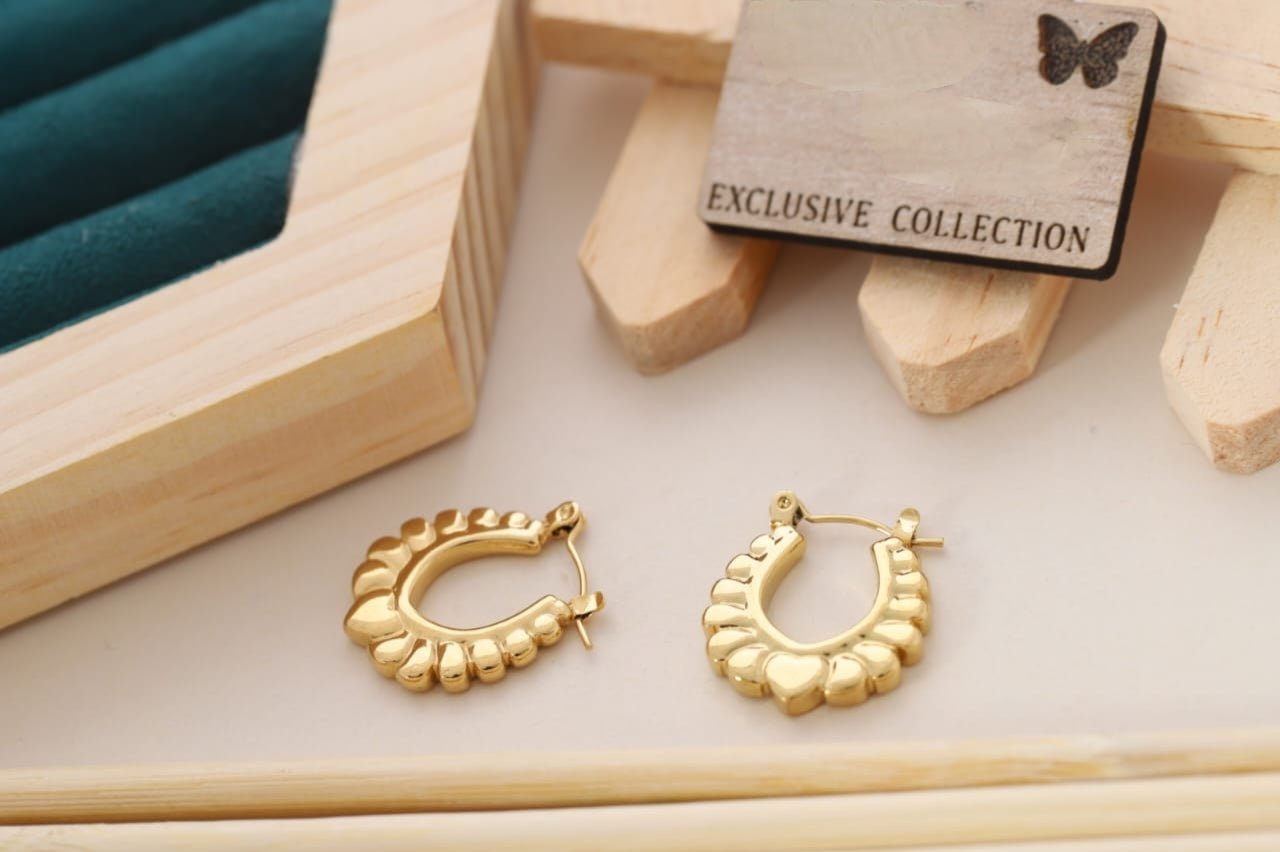 Anti - tarnish hoops earrings