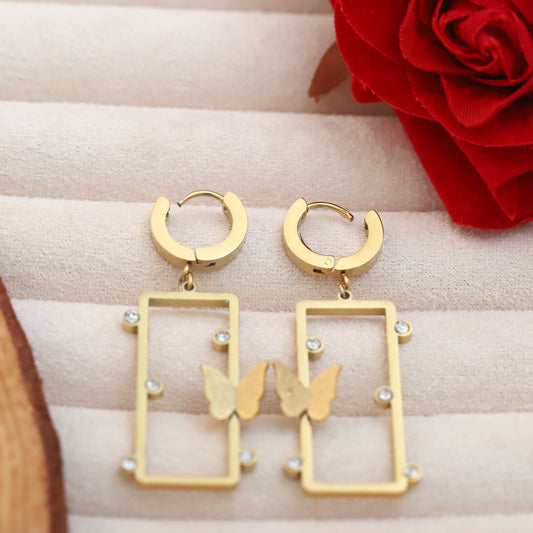 Minimal Sparkle Huggies