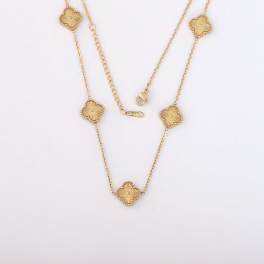 Sparkle Spectrum: Luxe Necklace