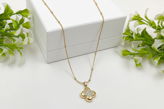 The golden glow Necklace