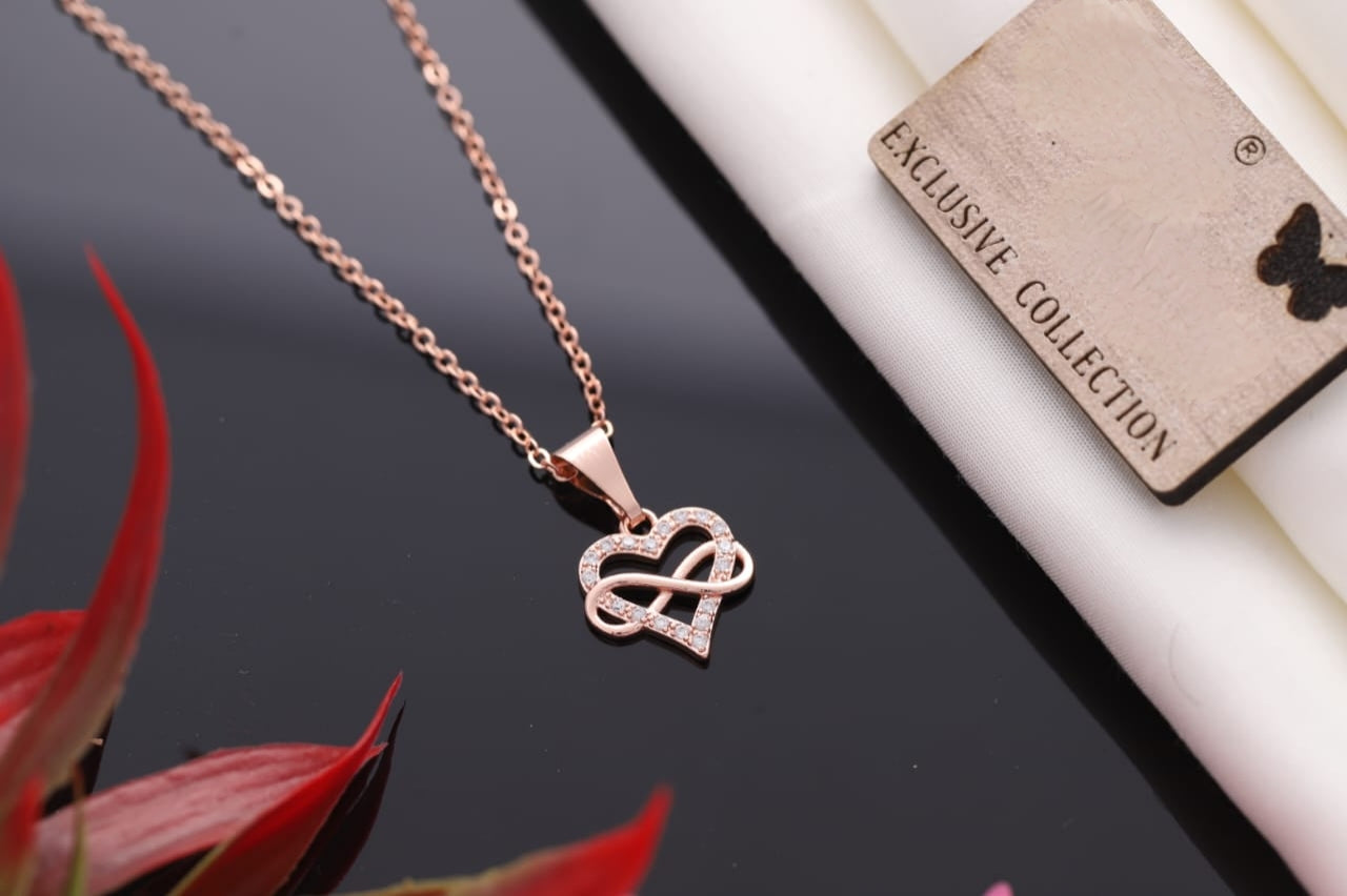 Anti-Tarnish Gold-Plated Chain Pendant - Celebrity Inspired & Waterproof for Daily Wear