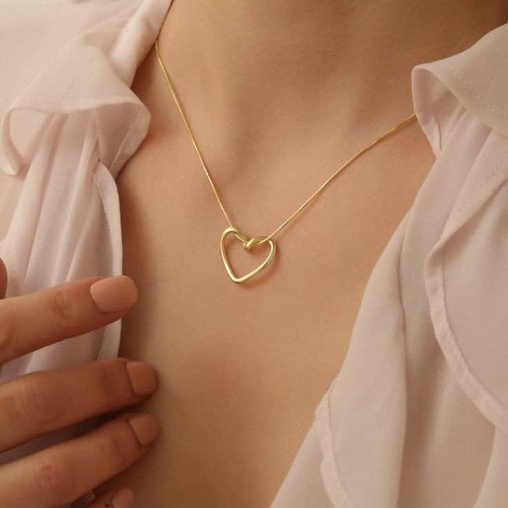 Tie heart Necklace| Gold plated| Anti Tarnish| Waterproof