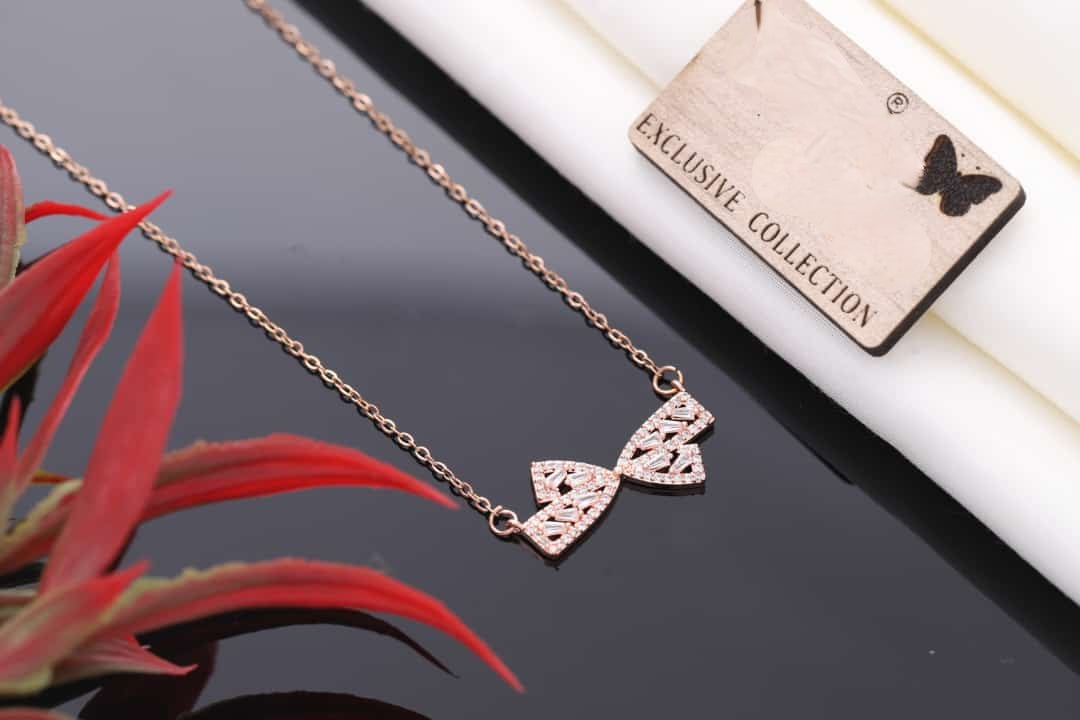 Bow pendent necklace | 18k gold plated anti tarnish jewelry