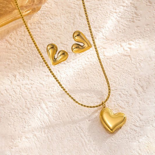 The Golden Heart Necklace Set