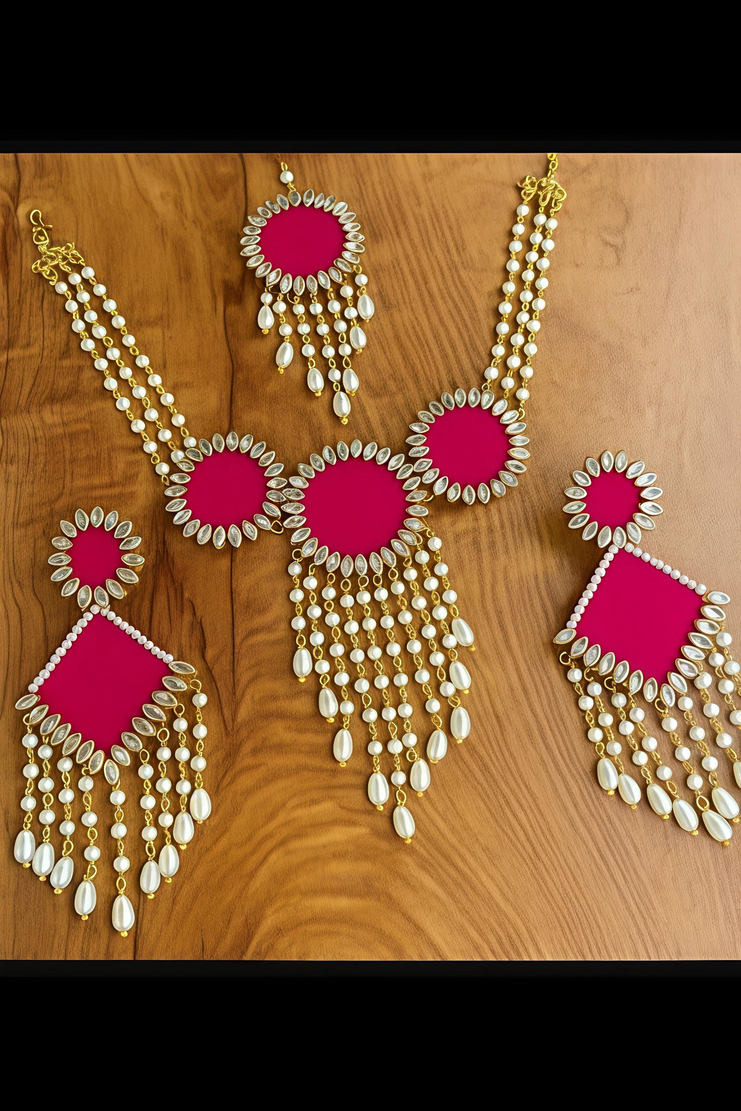 Hand crafted Kundan Necklace set