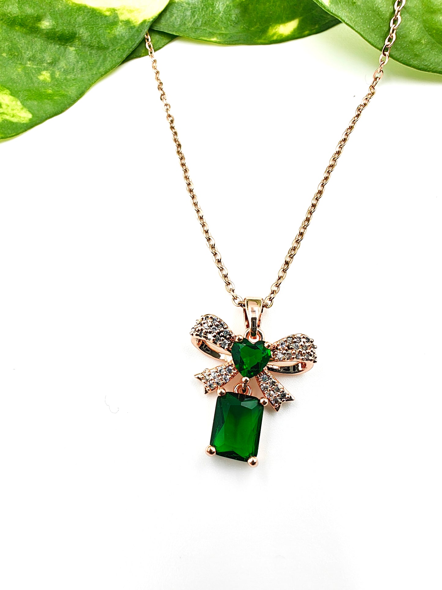 Waterproof Bow Necklace| Gold plated| anti Tarnish
